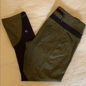 Lululemon Cropped Tights